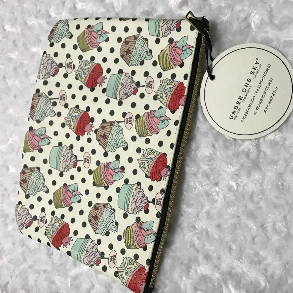 Travel Pouch